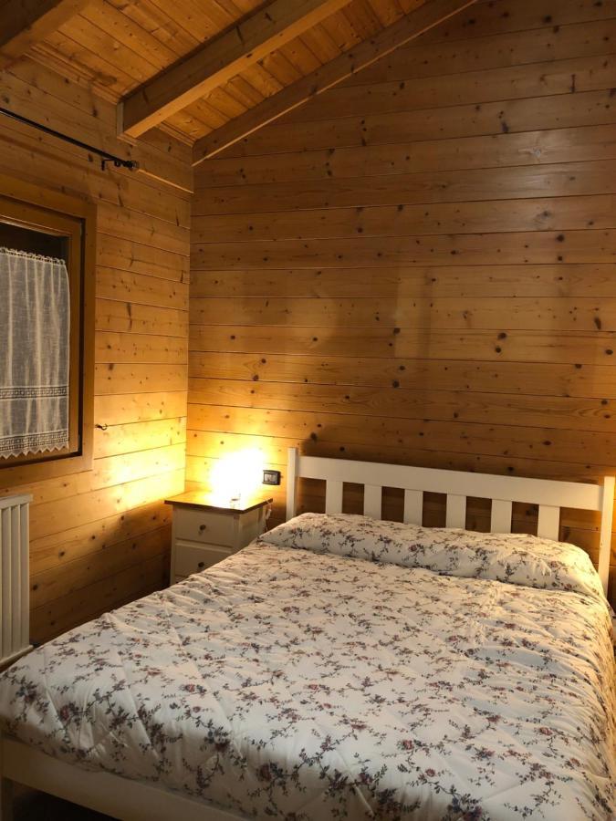 Chalet B&B Laghetti Martina Crevalcore Exterior photo