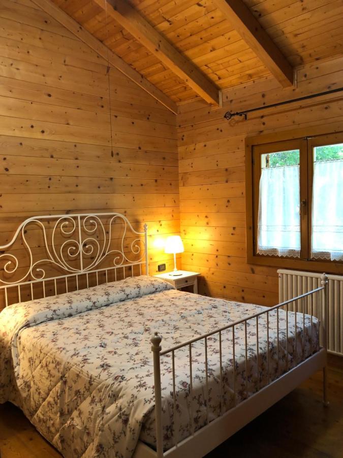 Chalet B&B Laghetti Martina Crevalcore Exterior photo