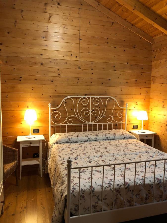 Chalet B&B Laghetti Martina Crevalcore Exterior photo